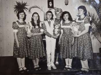 5ff0a90b741fd_o_xlarge