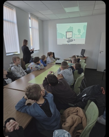 Screenshot_2025-11-26-14-19-47-913_com.facebook.orca-edit