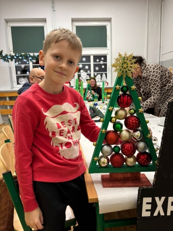 5e521447-bc9d-42d7-80bb-f34992a4c223