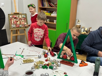 b63d7c49-a1b6-4788-9545-13c2571a8d04