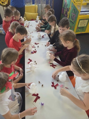 6bf2c282-2ae5-49d6-abbc-c2689e72ccfe