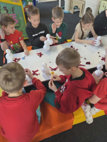 816b1713-ec5a-49ef-8662-c20d2e4d7381