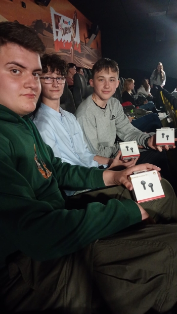 ce878133-cc9e-4778-aa81-92f39b1388d2