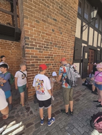 d170ab0d-f7c7-4771-bd64-1b67209b3848.jpeg