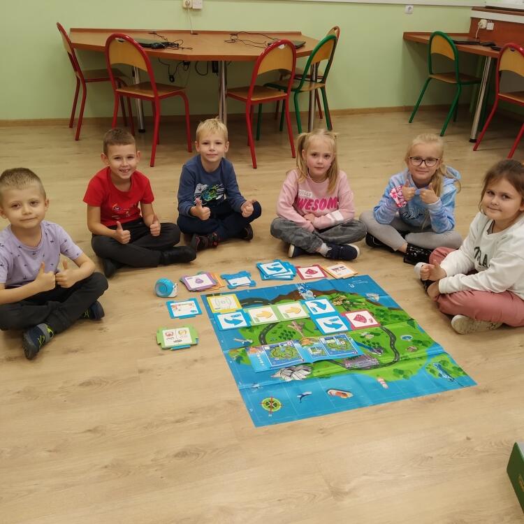 Szkoła Podstawowa Nr 2 Malbork Programowanie w pierwszej klasie z robotem Qobo - Szkoła Podstawowa nr