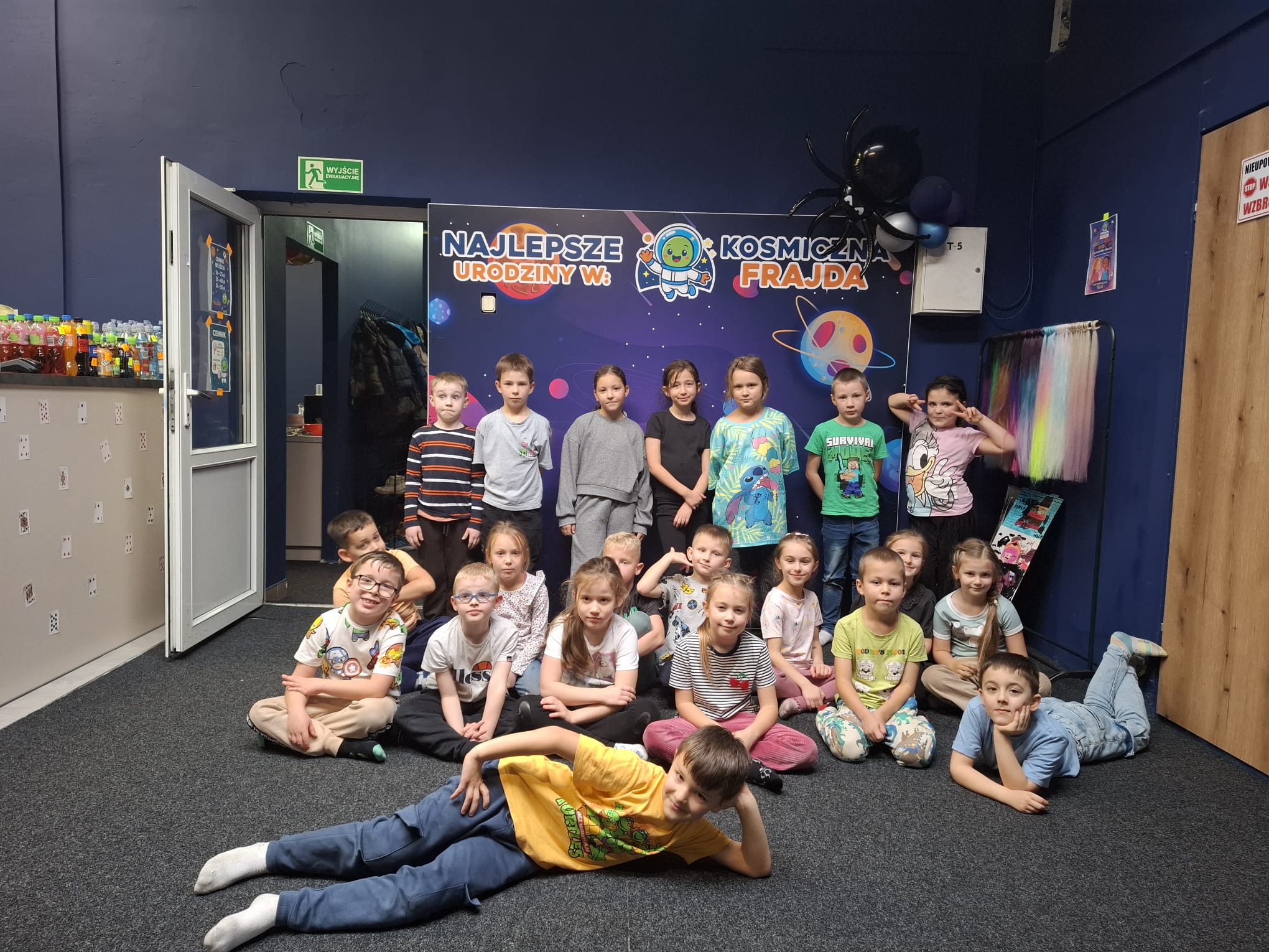 Młodzi astronauci z klasy 1a