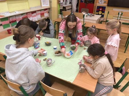 Kreatywne zajęcia z pierniczkami