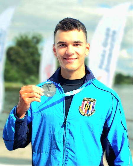Wiktor Żarski – sportowiec, kajakarz
