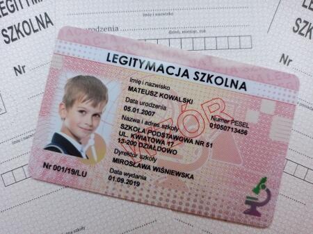 Legitymacja szkolna. Prosimy o dostarczenie zdjęcia.