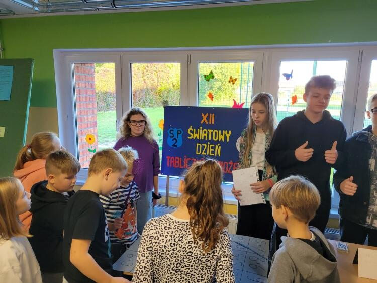 Światowy Dzień Tabliczki Mnożenia - Szkoła Podstawowa nr 2 im. Ignacego